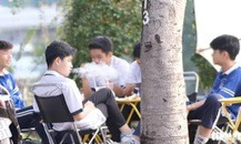 Học sinh lớp 7 trường Lê Quý Đôn âm tính chất gây nghiện sau hút thuốc lá điện tử