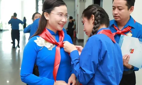 Chủ tịch Hội đồng Đội T.Ư dự Đại hội Cháu ngoan Bác Hồ tỉnh Bình Dương