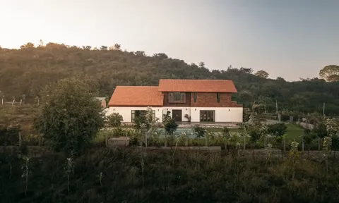 Ngôi làng như ‘thiên đường’ giữa lòng đô thị