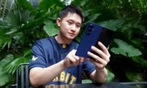 Galaxy AI và Gemini Live giúp Gen Z đổi mới tư duy tìm việc