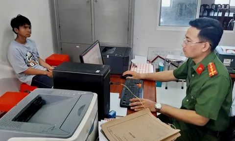 Trộm vàng và tiền của ông bà nội để nạp vào game