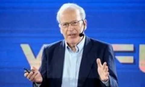 'Khẩn trương nghĩ cách sống chung với thực thể thông minh hơn con người'