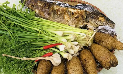 Canh cá quả củ từ, rau cần nóng hổi: Món độc lạ xứ Bắc