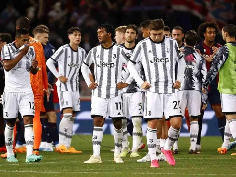 Juventus lại bị trừ 10 điểm