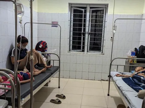 Nghệ An: Làm rõ vụ việc 76 trẻ mầm non bị ngộ độc thực phẩm