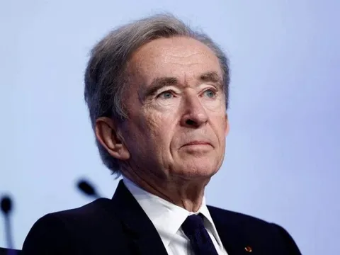 Tài sản của tỷ phú giàu nhất thế giới ‘bay hơi’ 11 tỷ USD trong 1 ngày