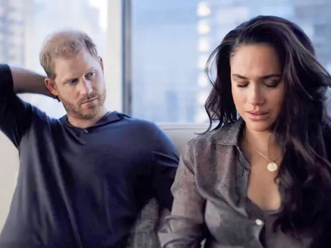 Harry - Meghan tiếp tục gây náo loạn