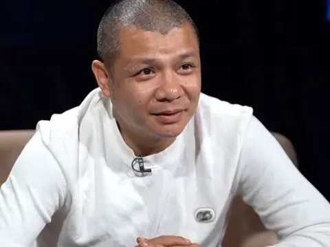 Showbiz: Diễn viên 'Người phán xử' làm lơ xe kiếm sống