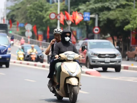 Miền Bắc tăng nhiệt, miền Nam mưa rất lớn