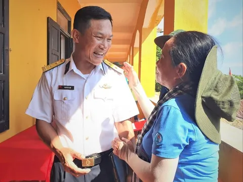 Tổ quốc nhìn từ biển - kỳ 6: Chắc tay súng ở Sinh Tồn Đông