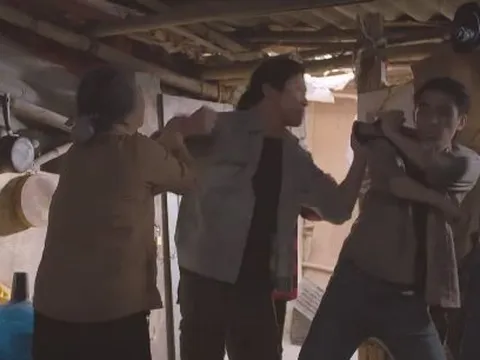 'Cuộc đời vẫn đẹp sao' tập 25: Lưu (NSƯT Hoàng Hải) đánh em trai Luyến (Thanh Hương)