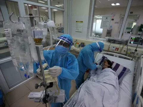 Thiếu thuốc, vật tư y tế: Trăn trở việc sợ mua sắm, đấu thầu