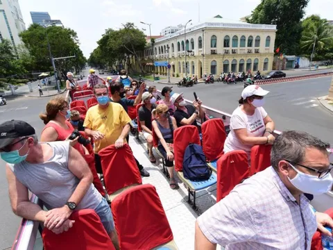 Du khách Hàn Quốc, Trung Quốc đến Việt Nam tăng mạnh