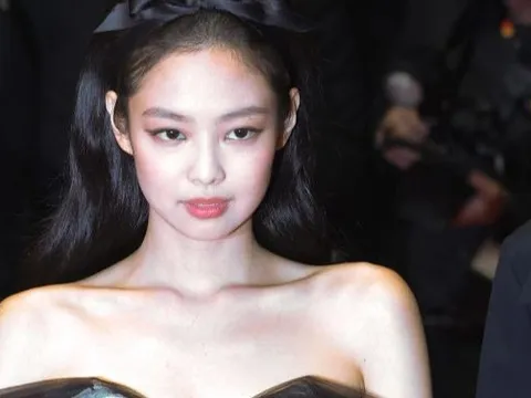 Vận đen của Jennie, Jisoo (BlackPink)