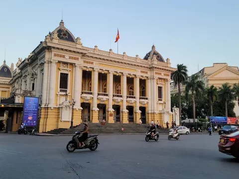 Xây Nhà hát các dân tộc sau Nhà hát Lớn: Đe dọa không gian di sản