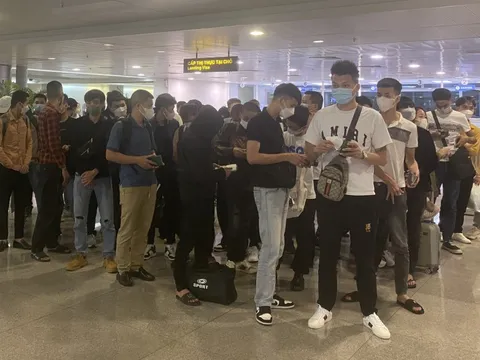 Đưa thêm 80 người Việt được giải cứu từ sòng bài Philippines về nước