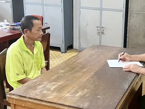 Gã chồng đánh vợ dã man trong cơn say, tỉnh dậy thì bị bắt