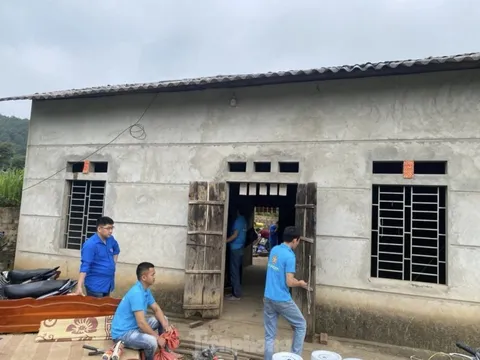 Tuổi trẻ xứ Lạng sơn nhà, lắp đường điện, tặng quà học sinh nghèo