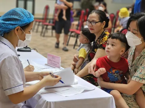 Kiểm tra chiến dịch bổ sung vitamin A cho hàng nghìn trẻ tại Hà Nội