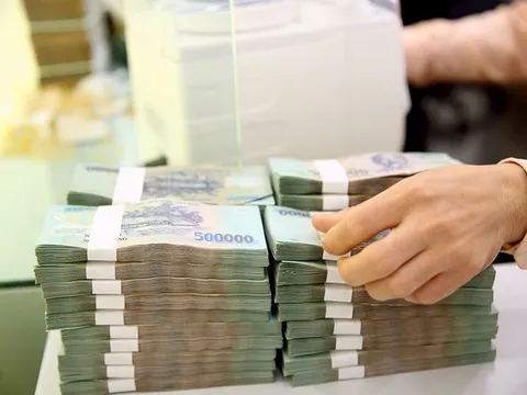 Ngân hàng ‘chạy đua’ tăng vốn