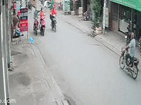 Liên tiếp xảy ra cướp giật dây chuyền ở TPHCM, công an chỉ cách nhận diện thủ đoạn và phòng ngừa