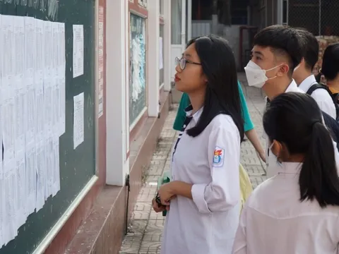 Nghệ An: Làm xong bài thi lớp 10, được quyền đổi ngay nguyện vọng trường đăng ký