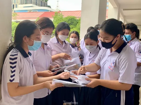 Tuyển sinh 10 tại TPHCM: Thí sinh hớn hở vì dễ “ẵm” điểm cao môn Tiếng Anh