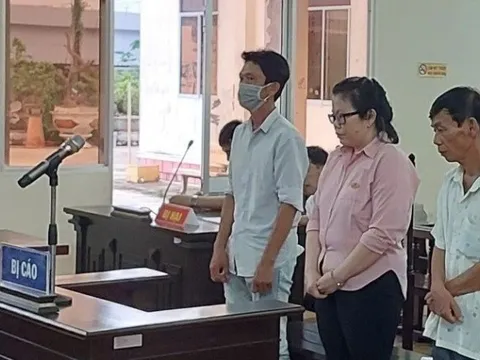 Nhờ người giả chữ ký của chồng để lừa đảo