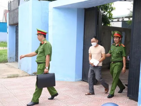 Chủ tịch xã câu kết nhà thầu rút ruột công trình hơn 1 tỷ đồng