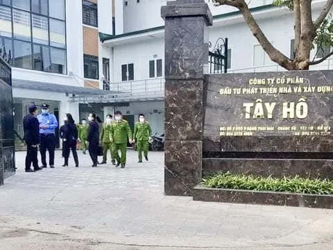 Vụ án tại Công ty Tây Hồ: Tình tiết 'lạ' trong lá đơn của mẹ đẻ nữ bị cáo