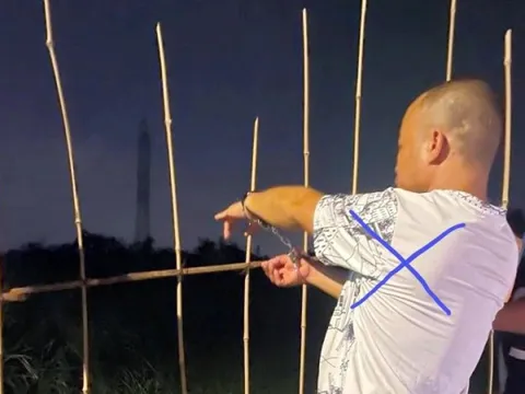 Nghi phạm sát hại cô gái, để thi thể trong bao tải trên vỉa hè khai gì?