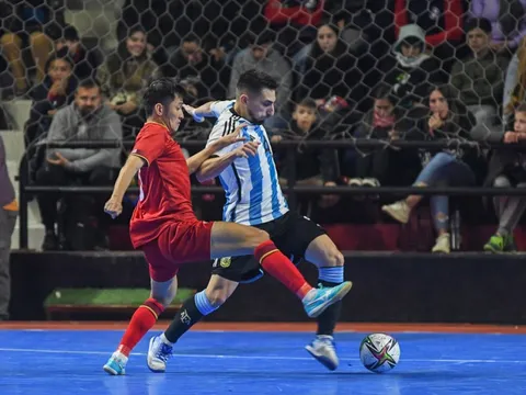 Futsal Việt Nam không tạo được bất ngờ trước đương kim Á quân thế giới