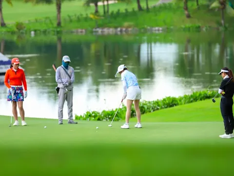 Khởi động giải golf dành cho cộng đồng caddie
