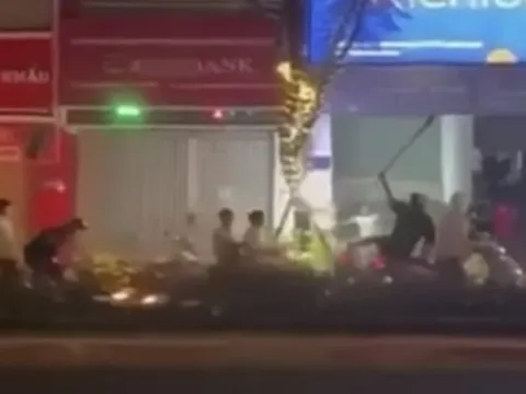 Bắt nhóm đối tượng ném 'bom xăng', hỗn chiến giữa đường phố Đà Nẵng