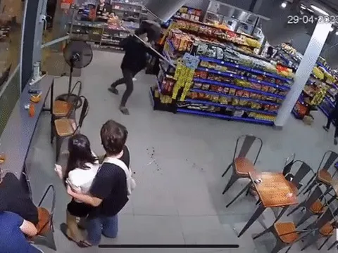 Bắt thêm 4 đối tượng trong vụ 'giang hồ' đập phá siêu thị, chém người dã man ở Đà Nẵng