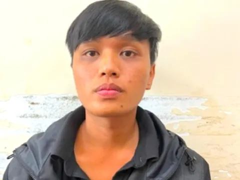 Mâu thuẫn ở quán karaoke, đối tượng dùng dao đâm chết người