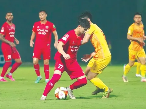 V-League nghỉ vì đội tuyển trẻ: Nên hay không?