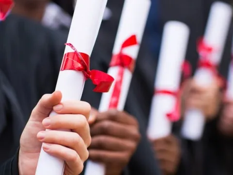 Văn bằng nước ngoài nào đủ điều kiện để được công nhận ở Việt Nam?