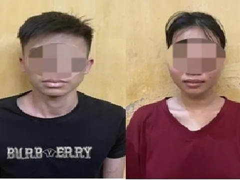 Gã ma cô bị bắt khi đang chở 'đào' đi tiếp khách