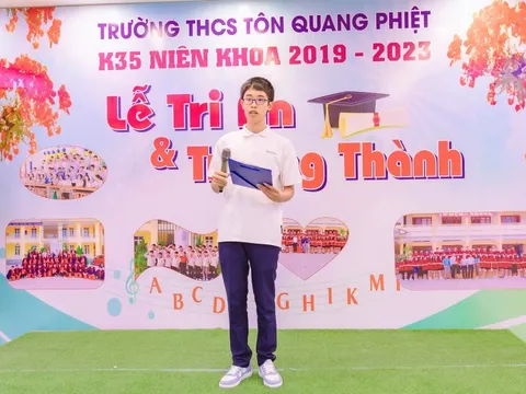 Lộ diện thủ khoa xứ Nghệ: Thi nhiều trường chuyên, đạt điểm 'khủng'