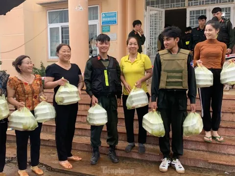 Giám đốc Công an Đắk Lắk cảm ơn người dân đã giúp đỡ và cứu đại úy bị thương