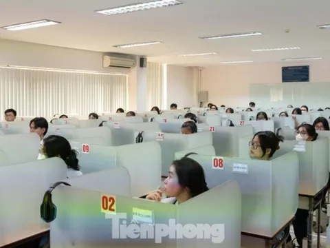 Trường ĐH Ngân hàng TPHCM lần đầu công bố điểm chuẩn đánh giá năng lực trên máy tính