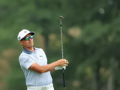 Đánh -10 gậy, Rickie Fowler lập kỷ lục cá nhân tại PGA Tour
