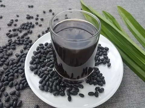 Nước đậu đen bổ dưỡng nhưng những người này nên tránh xa kẻo rước bệnh vào thân