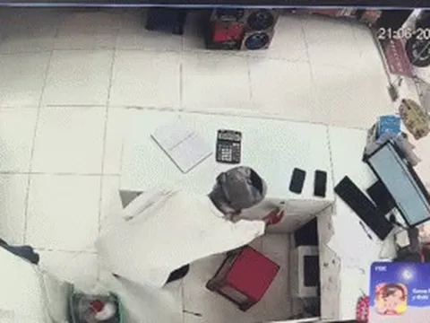 Cửa hàng sữa ở TPHCM mất hàng chục triệu trong vòng 30 giây