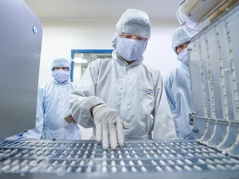 Nhà máy đầu tiên tại Việt Nam được nhượng quyền sản xuất thuốc điều trị COVID-19 của Nhật Bản