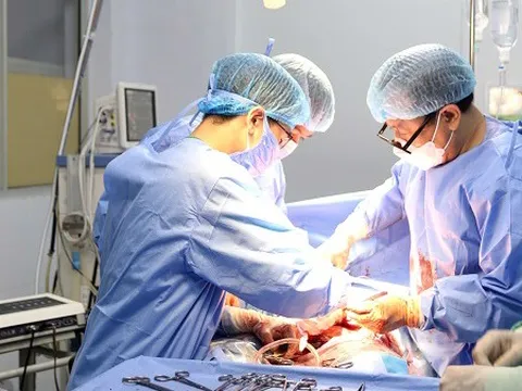 Hải Phòng: Mổ cứu sống thai nhi suy thai cấp