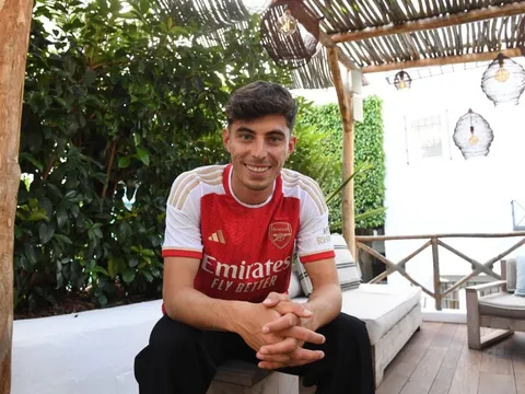 Arsenal chính thức kích nổ ‘bom tấn’ đầu tiên