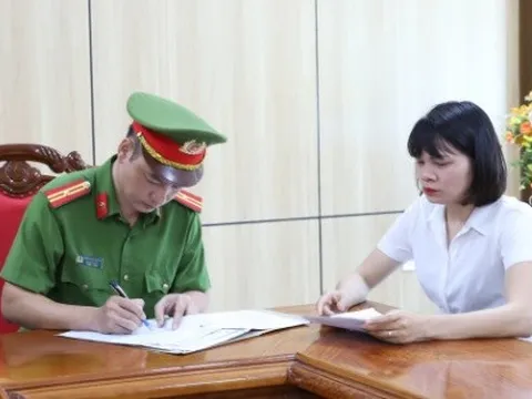 Bắt nguyên Giám đốc tài chính Công ty Vạn Xuân