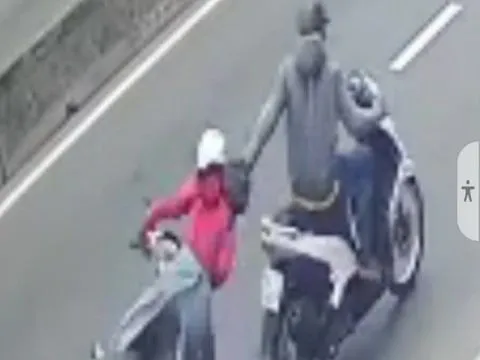 Mượn xe máy của bạn để đi cướp giật